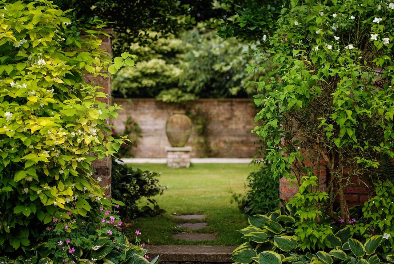 Saltmarshe Hall Buitenkant foto